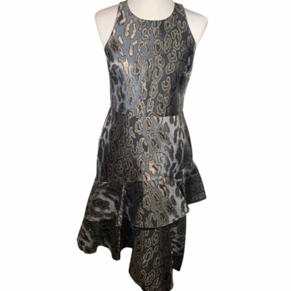 VINCE CAMUTO | Leopard Print Asymmetrical Ruffle - Picture 3 of 11